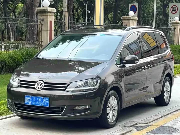 Volkswagen Sharon