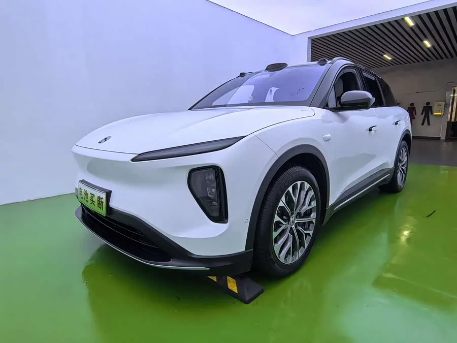 NIO ES6