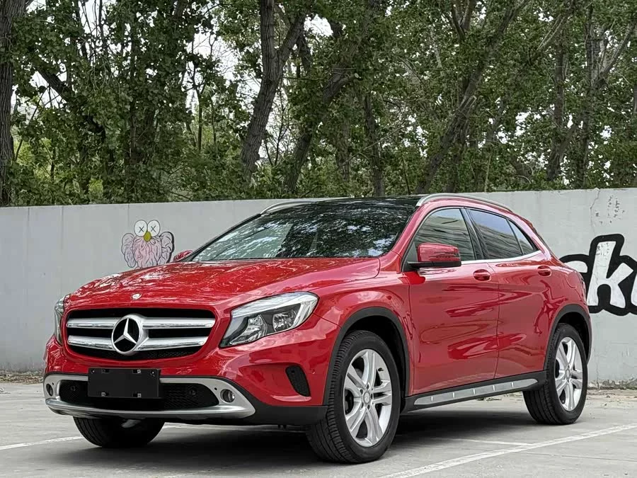 Mercedes Benz GLA