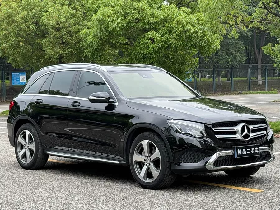 Mercedes Benz GLC