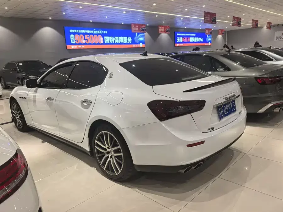 Maserati Ghibli