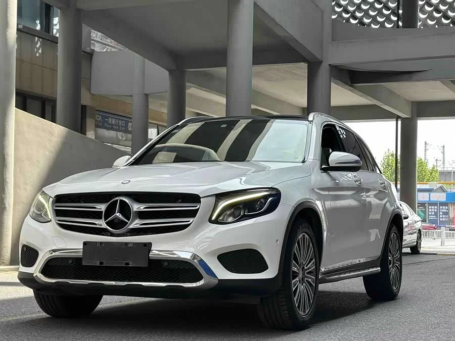 Mercedes Benz GLC