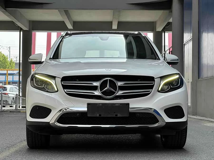 Mercedes Benz GLC