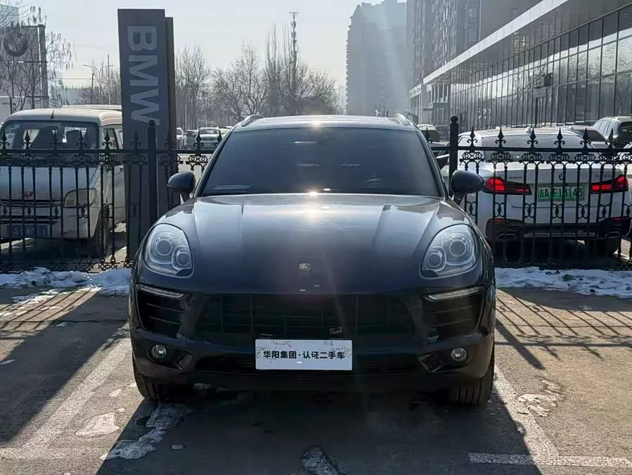 Porsche Macan