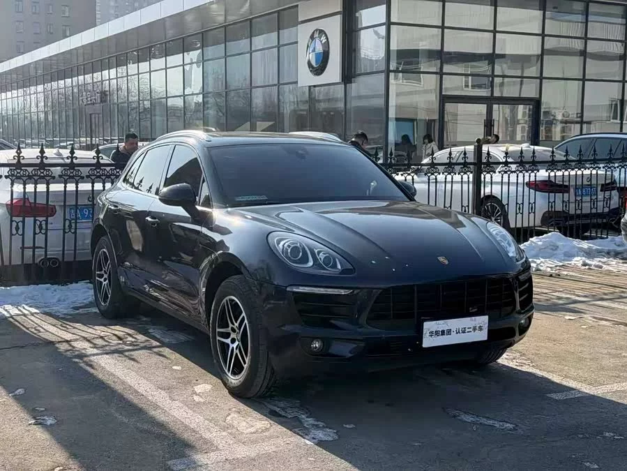 Porsche Macan