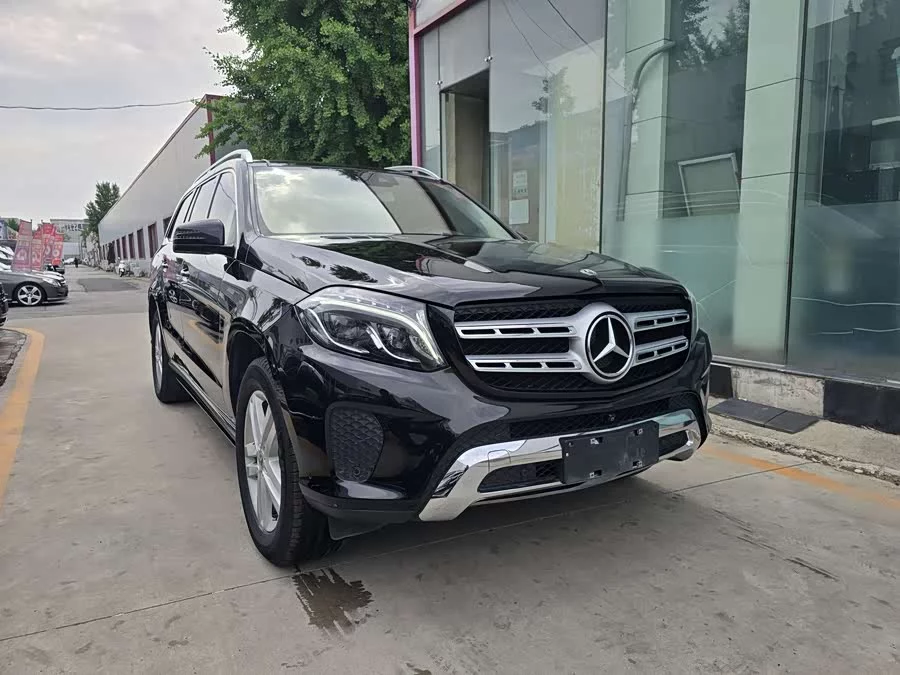 Mercedes Benz GLS