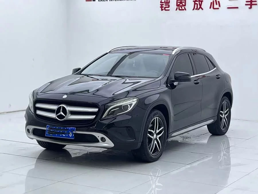 Mercedes Benz GLA