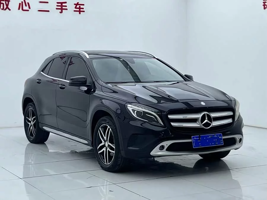 Mercedes Benz GLA