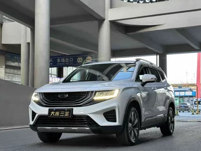 Geely Okavango