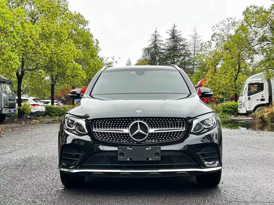 Mercedes Benz GLC
