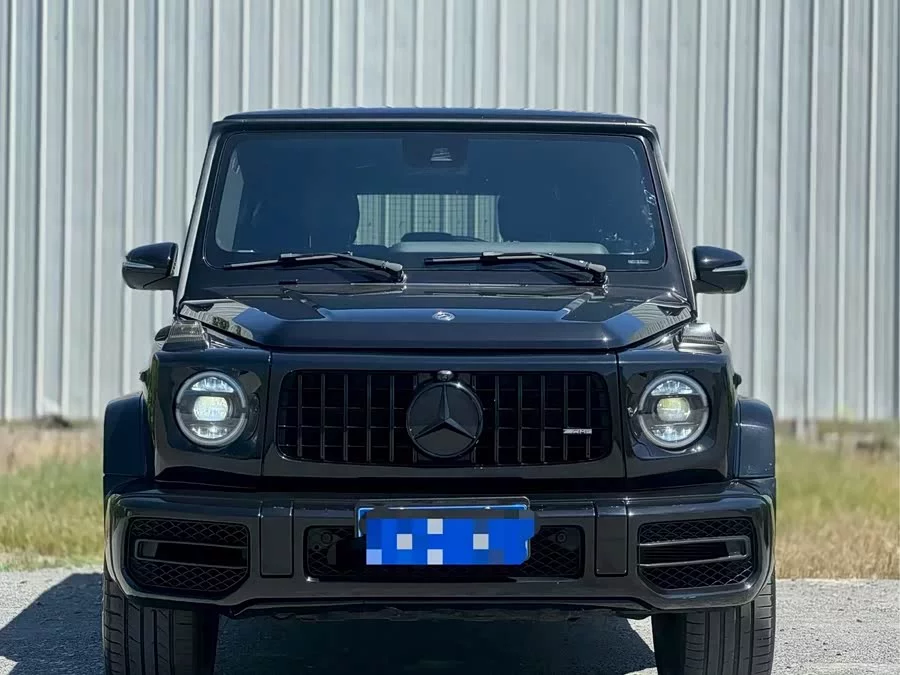 Mercedes Benz G-rated