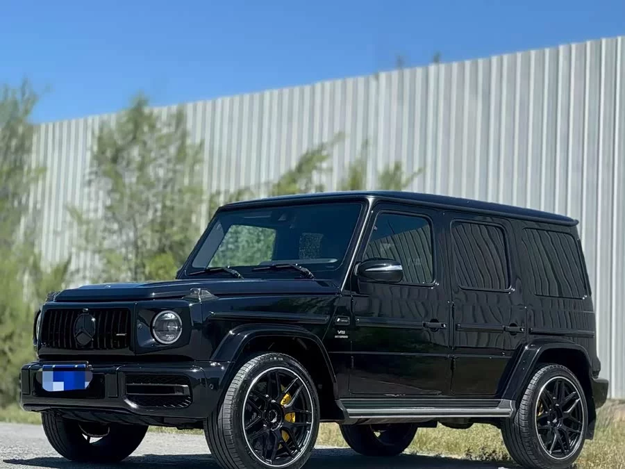 Mercedes Benz G-rated