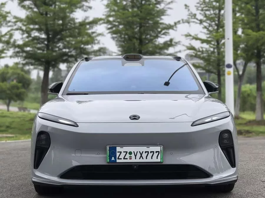 NIO ET5T