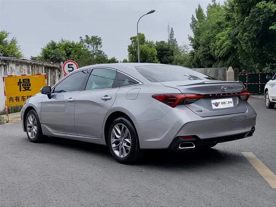 Toyota Avalon
