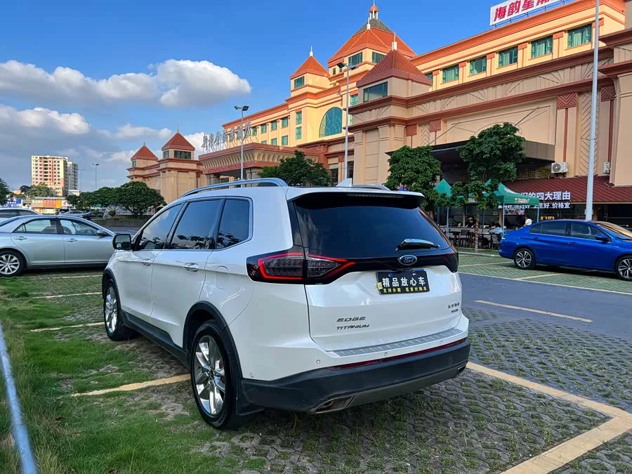 Ford Edge