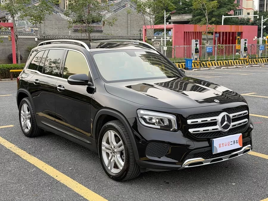 Mercedes Benz GLB