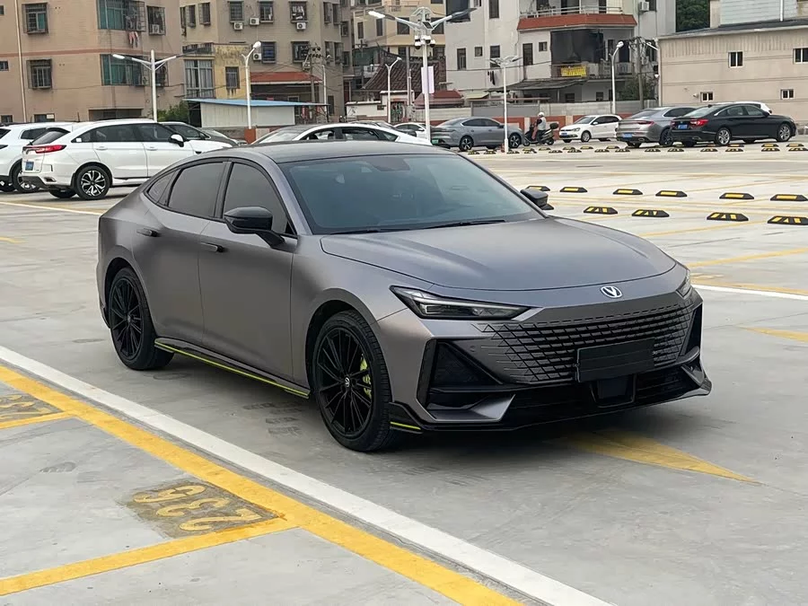 Changan UNI-V