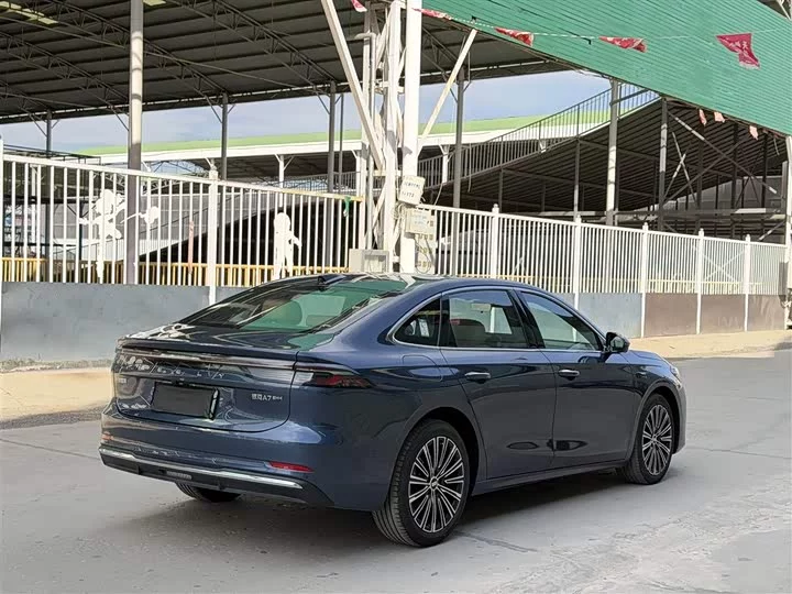 Geely Galaxy A7 EM