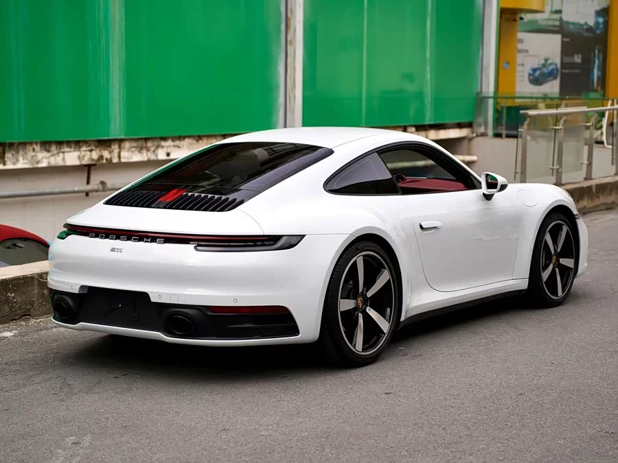 Porsche 911