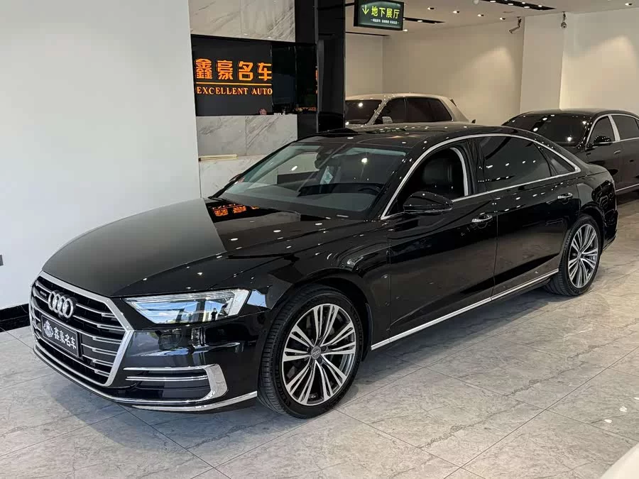 Audi A8
