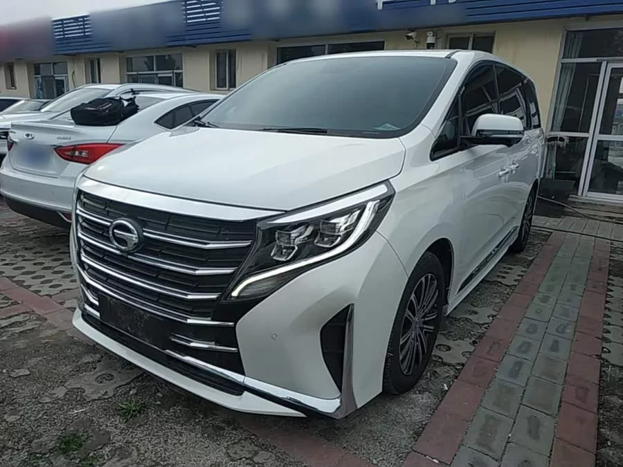 GAC Trumpchi M8