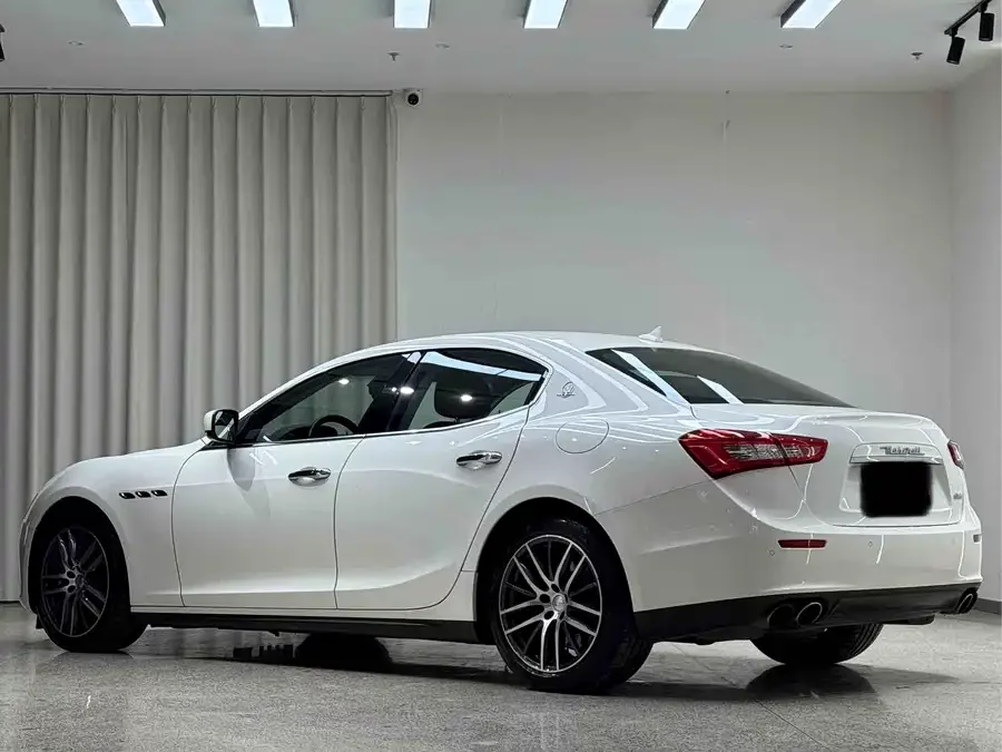 Maserati Ghibli