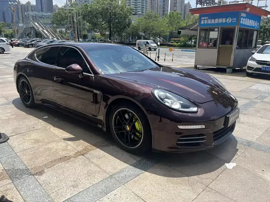 Porsche Panamera New Energy