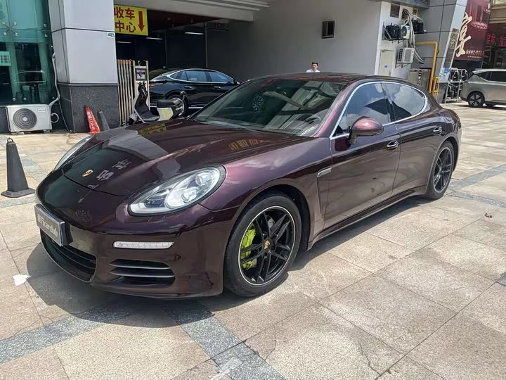 Porsche Panamera New Energy