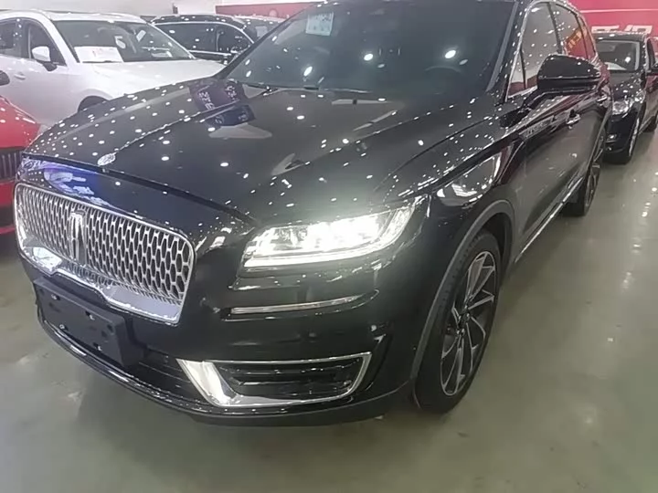 Lincoln Voyager
