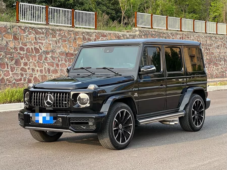 Mercedes Benz G-rated