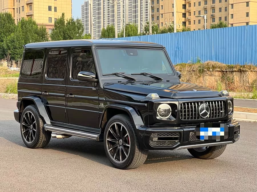 Mercedes Benz G-rated