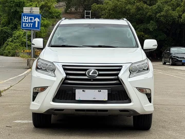 Lexus GX