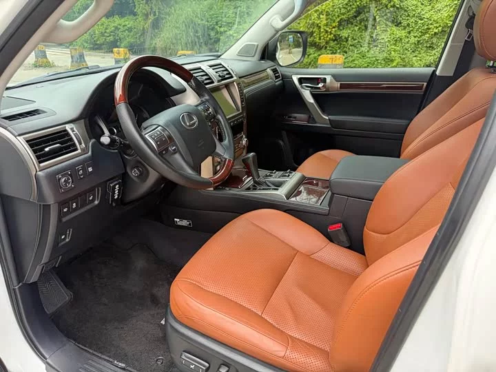 Lexus GX