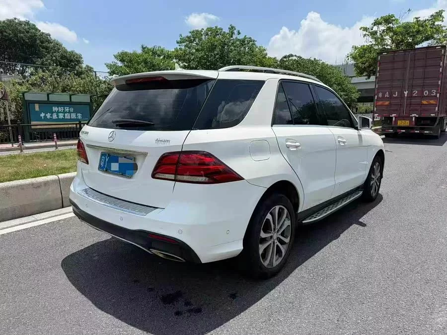 Mercedes Benz GLE (Imported)