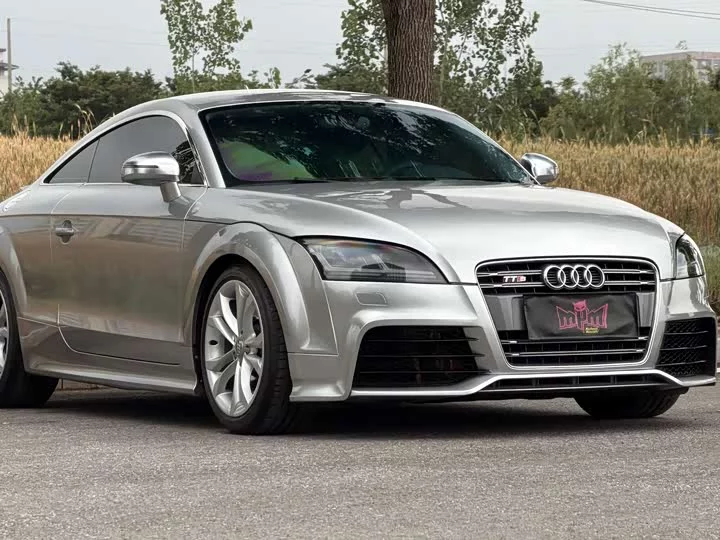 Audi TTS