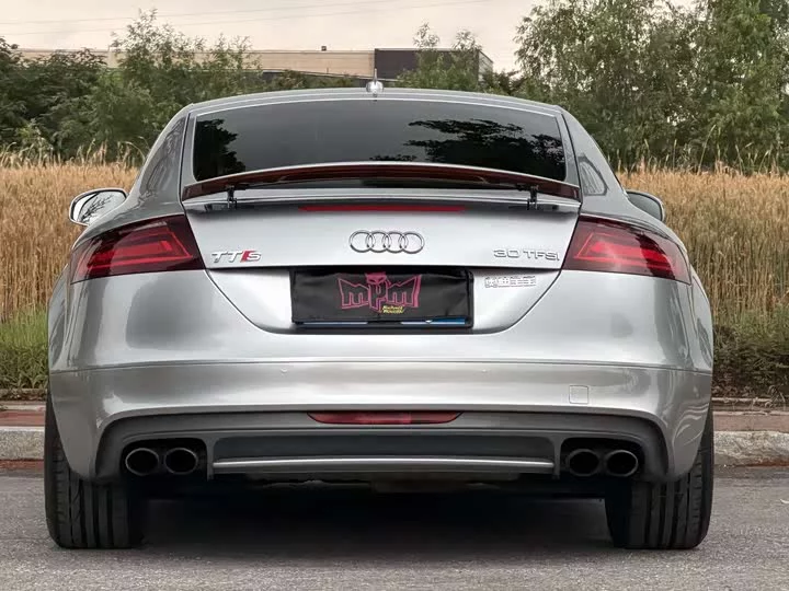 Audi TTS