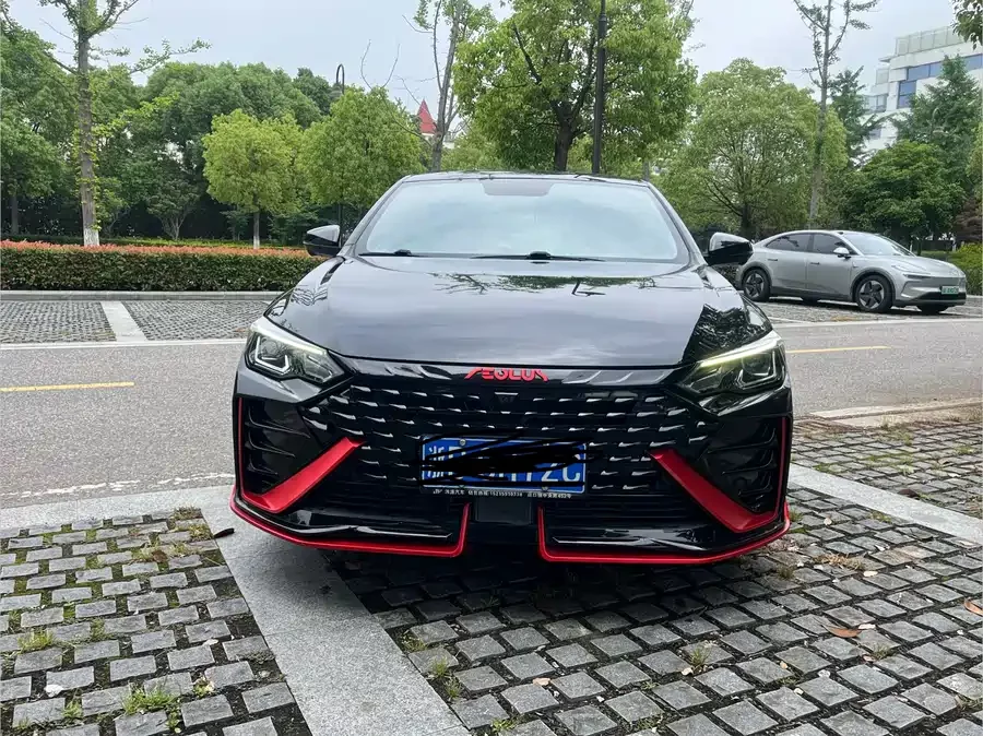 Dongfeng Yixuan MAX