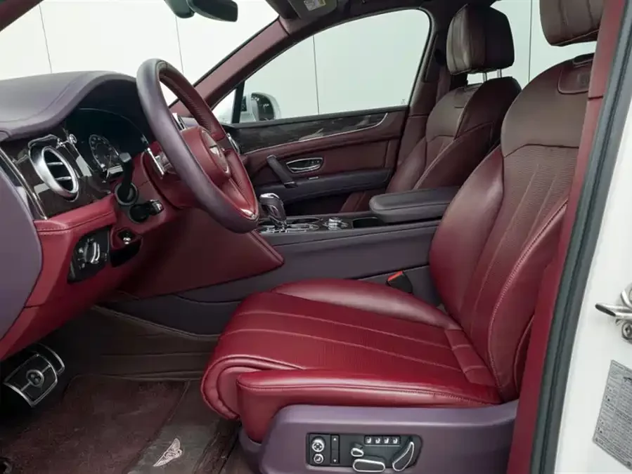 Bentley Bentayga plug-in hybrid