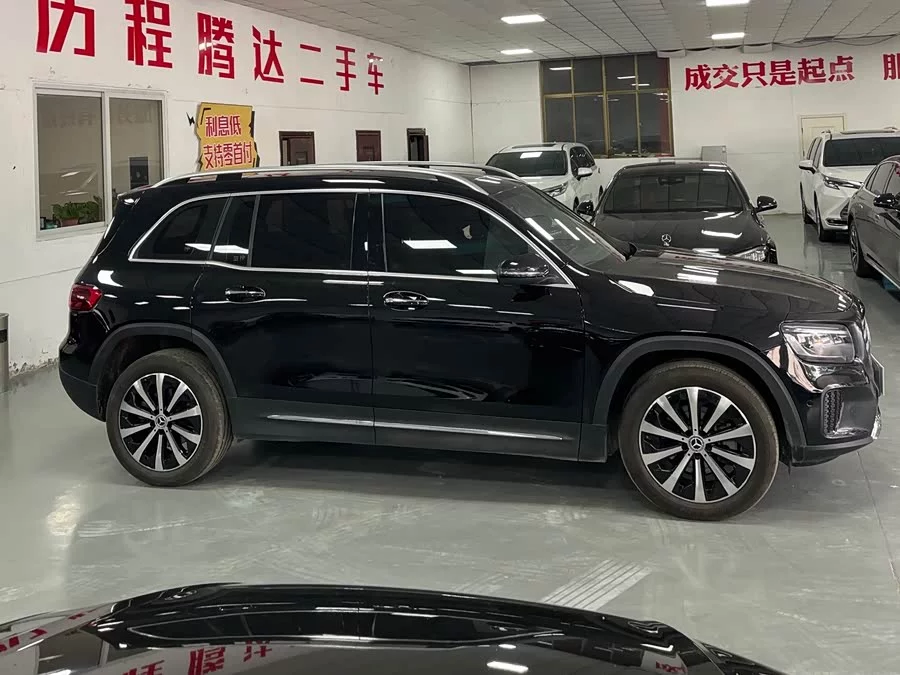 Mercedes Benz GLB