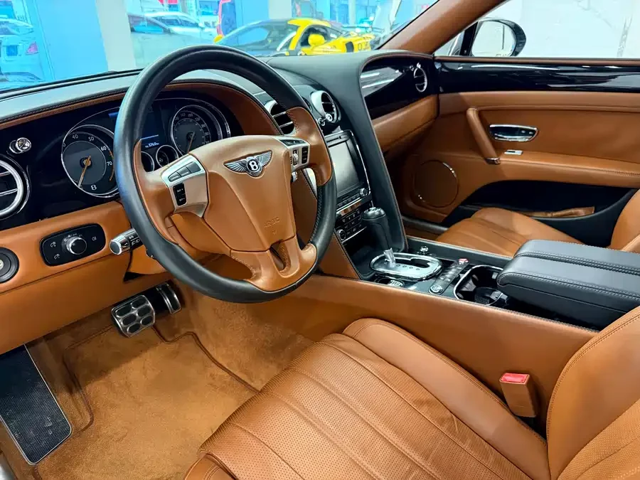 Bentley Flying Spur