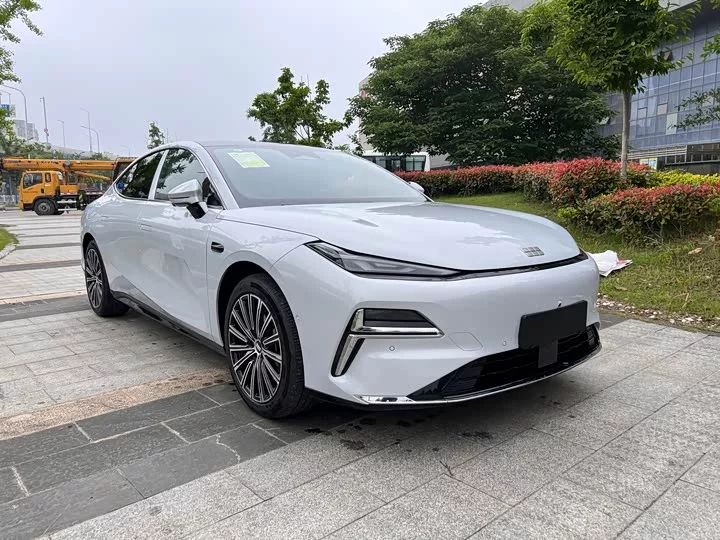 Geely Galaxy Star 8