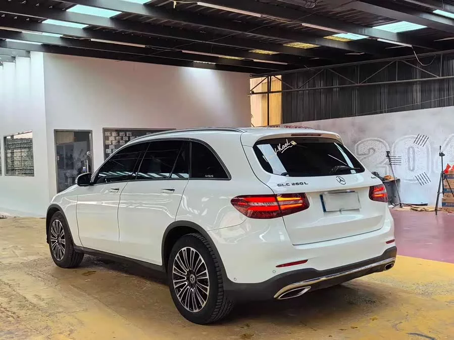 Mercedes Benz GLC
