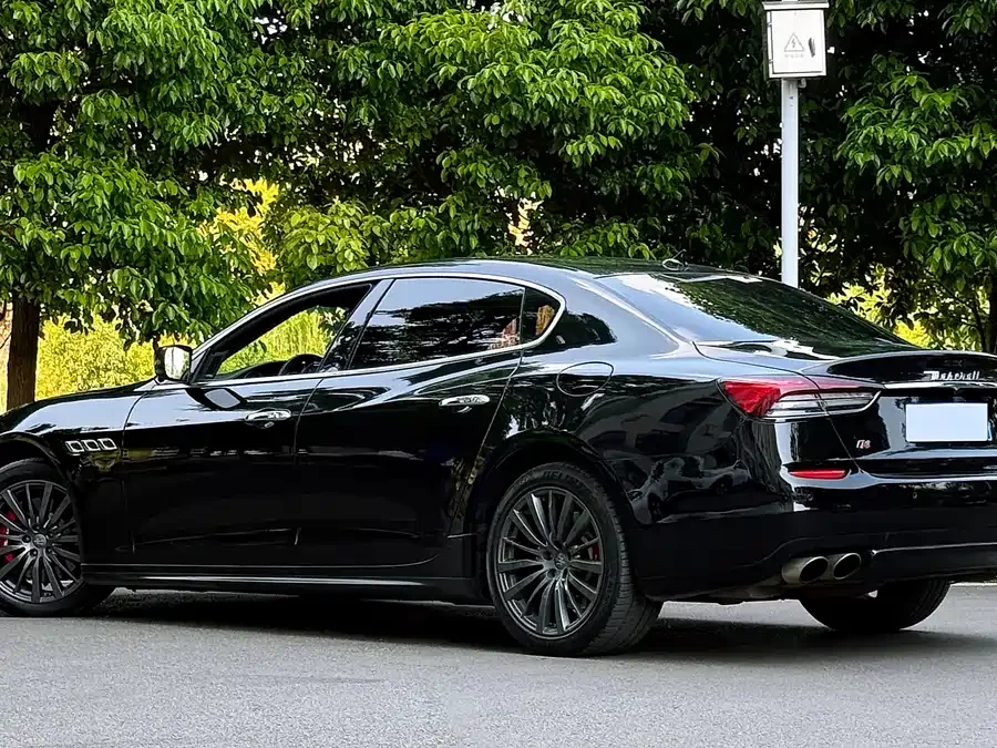 Maserati President