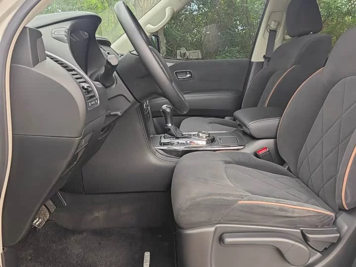 Nissan Patrol