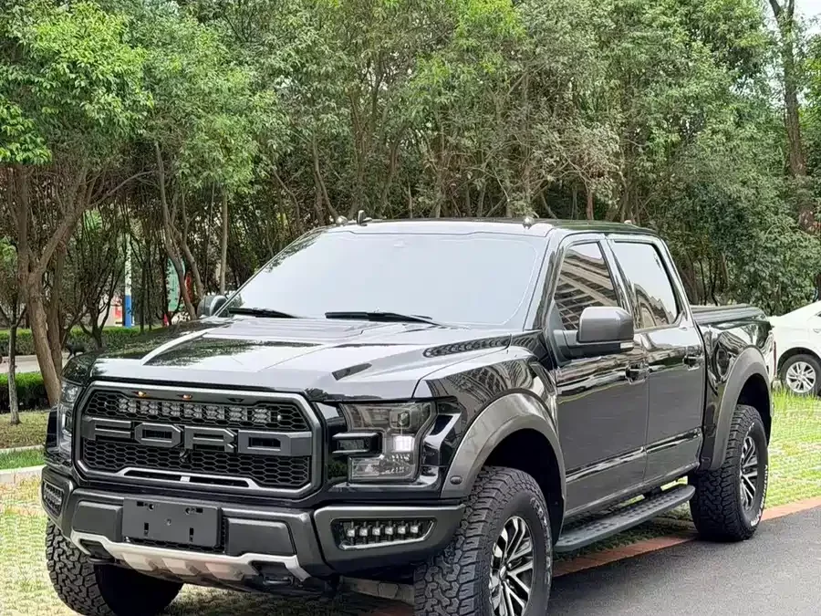 Ford F-150 Raptor