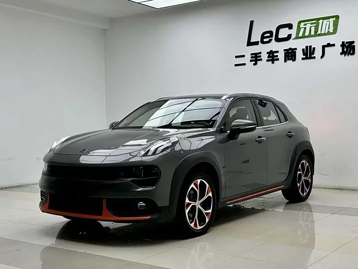 Lynk & Co 02