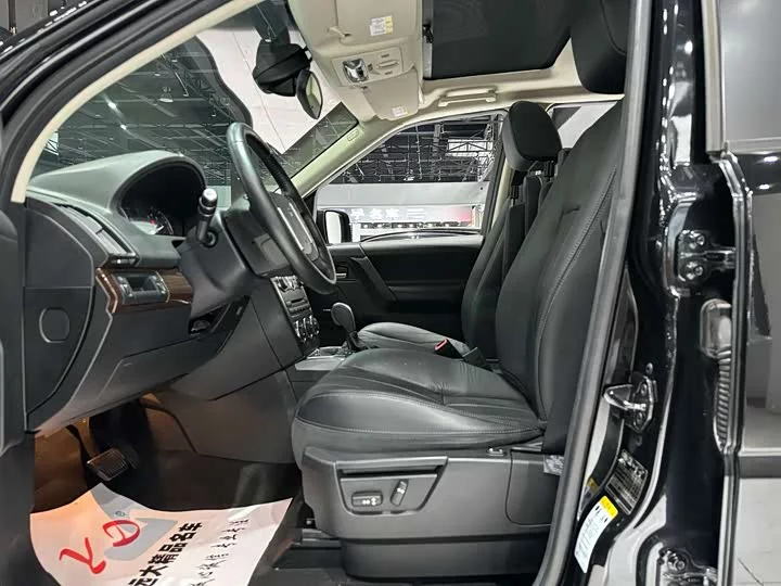 Land Rover Freelander 2