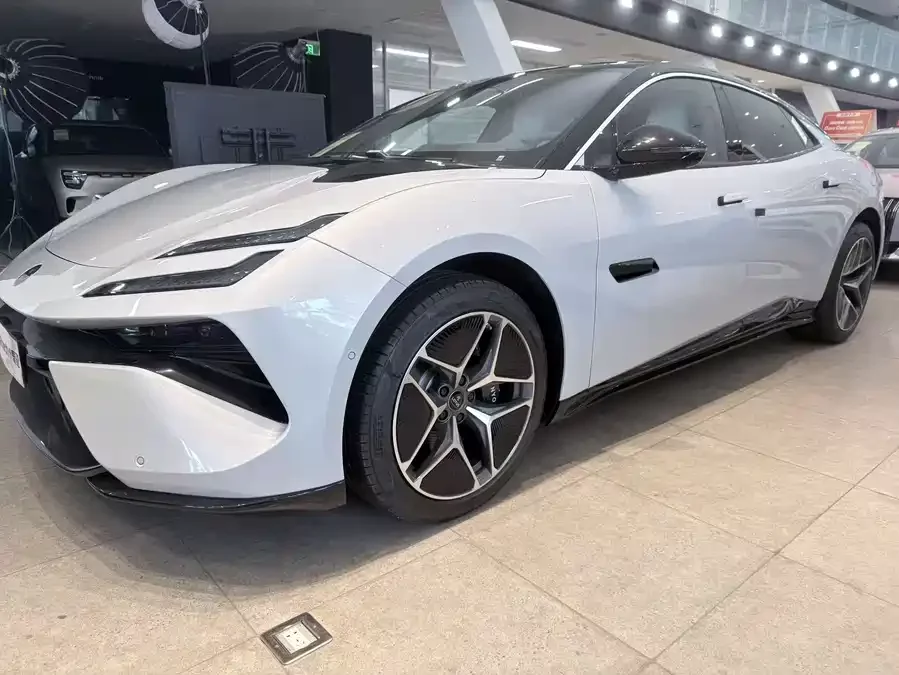 Lotus EMEYA