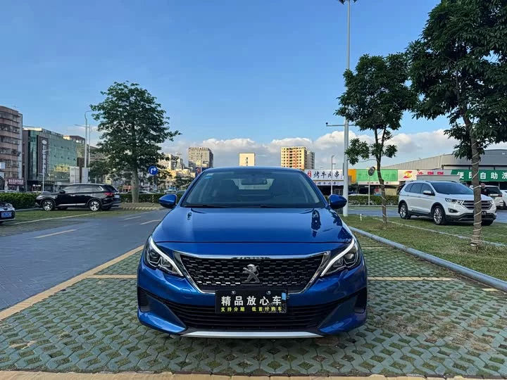 Peugeot 408