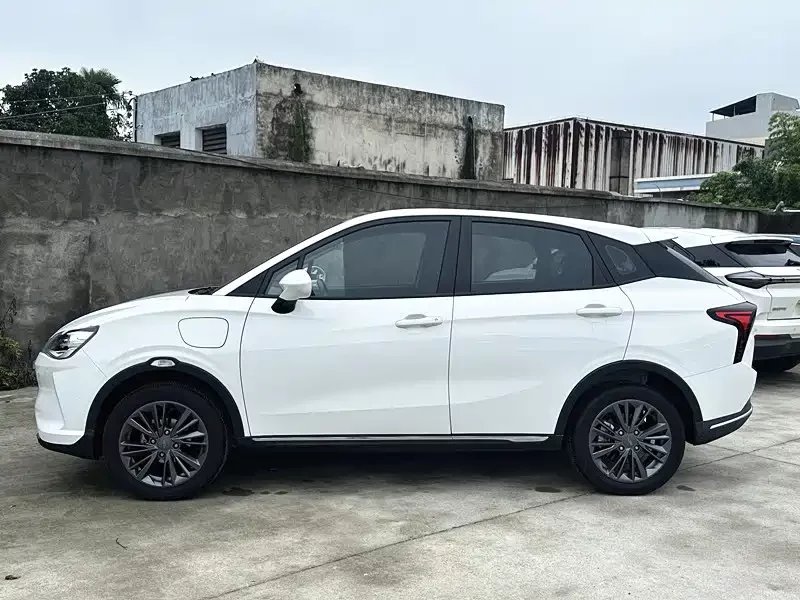 NETA Nezha V